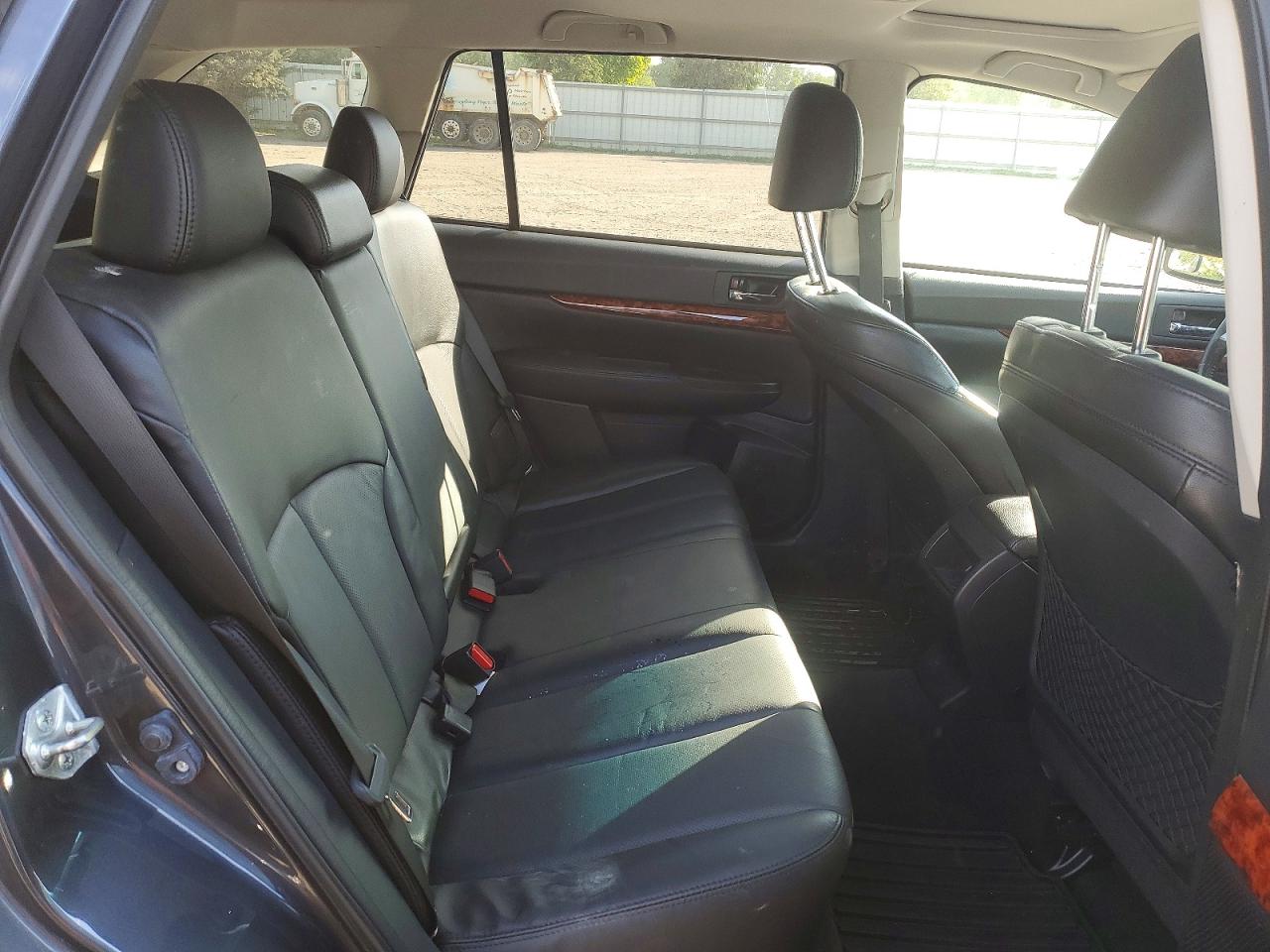Subaru Outback 3.6r Limited
