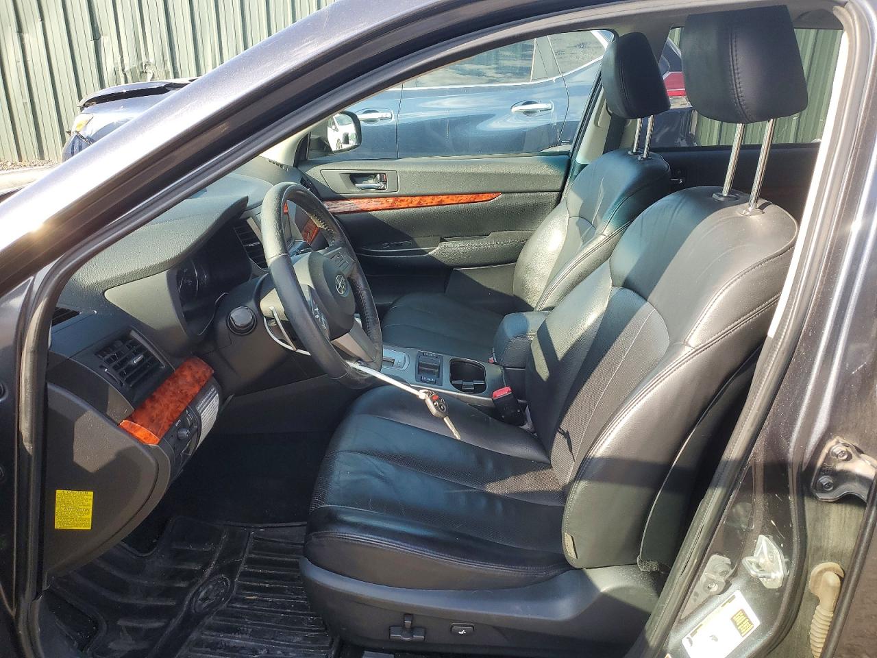 Subaru Outback 3.6r Limited