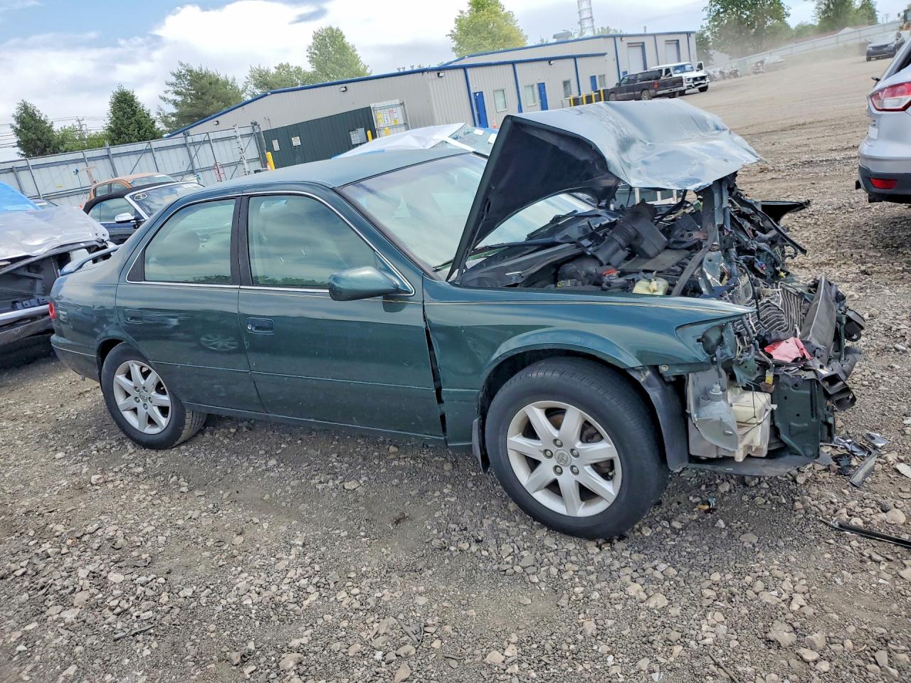 Toyota Camry Le V6