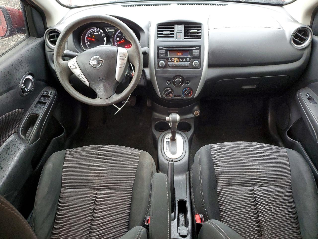 Nissan Versa Sv