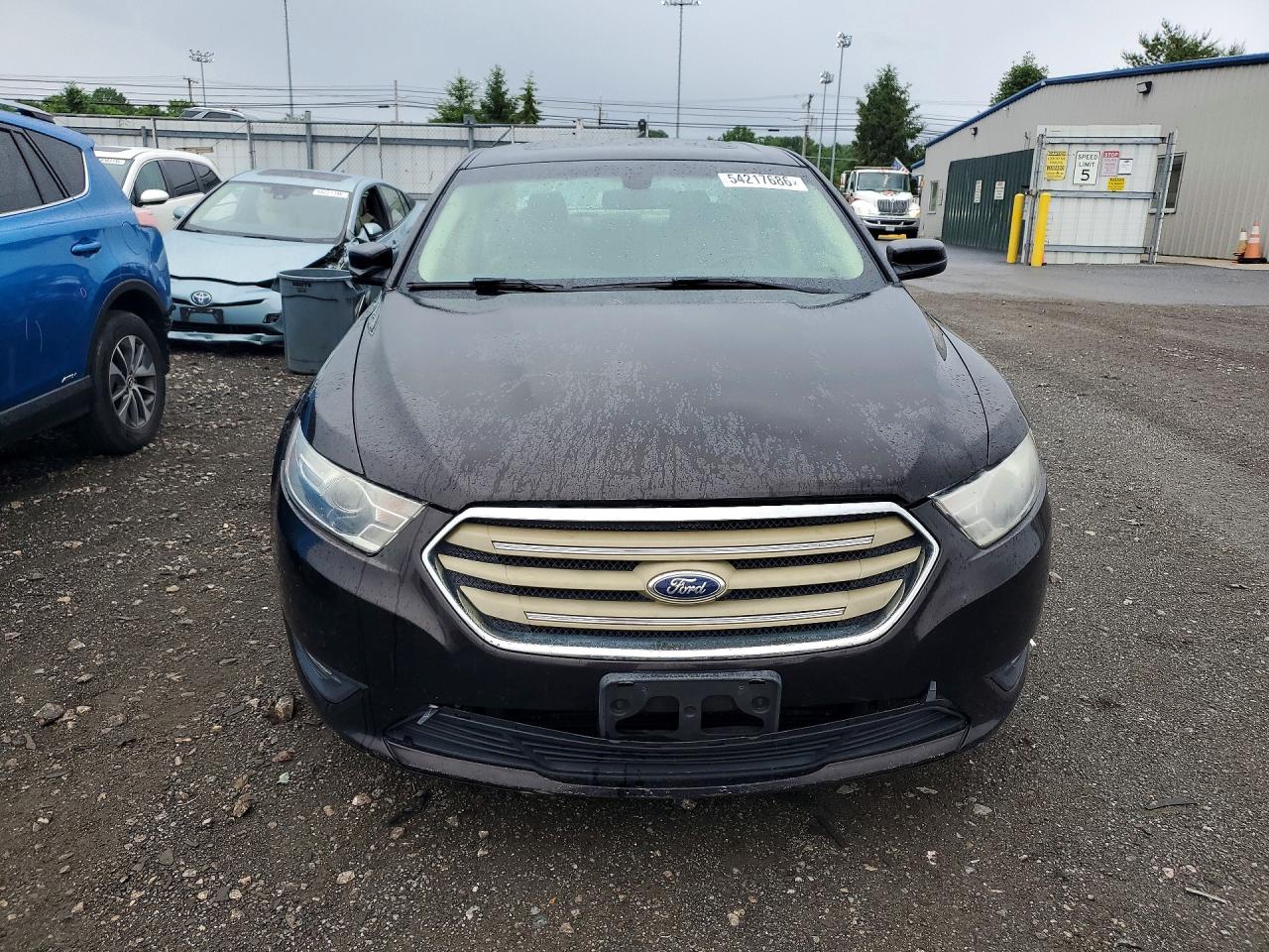 Ford Taurus Sel