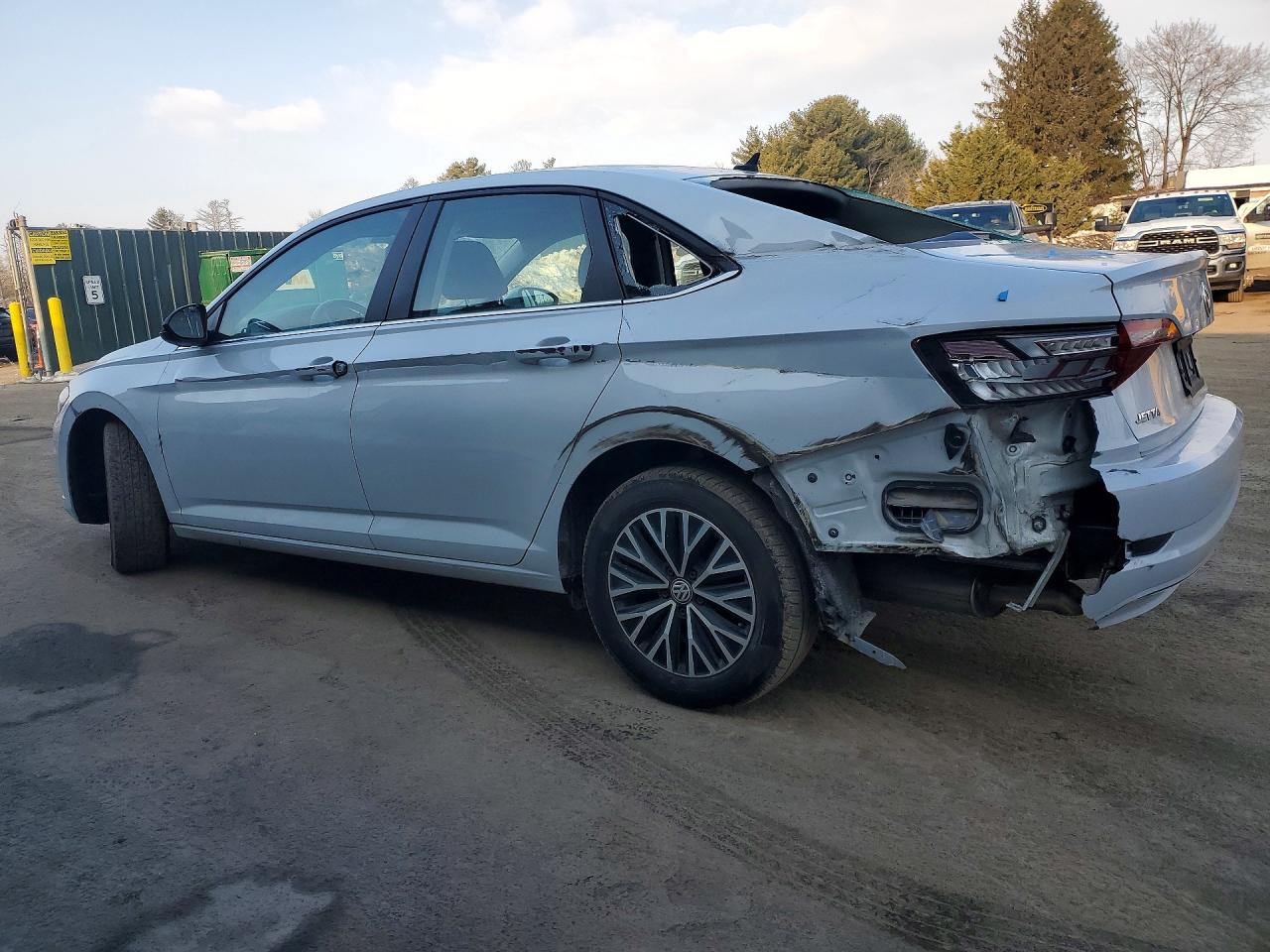 Volkswagen Jetta S