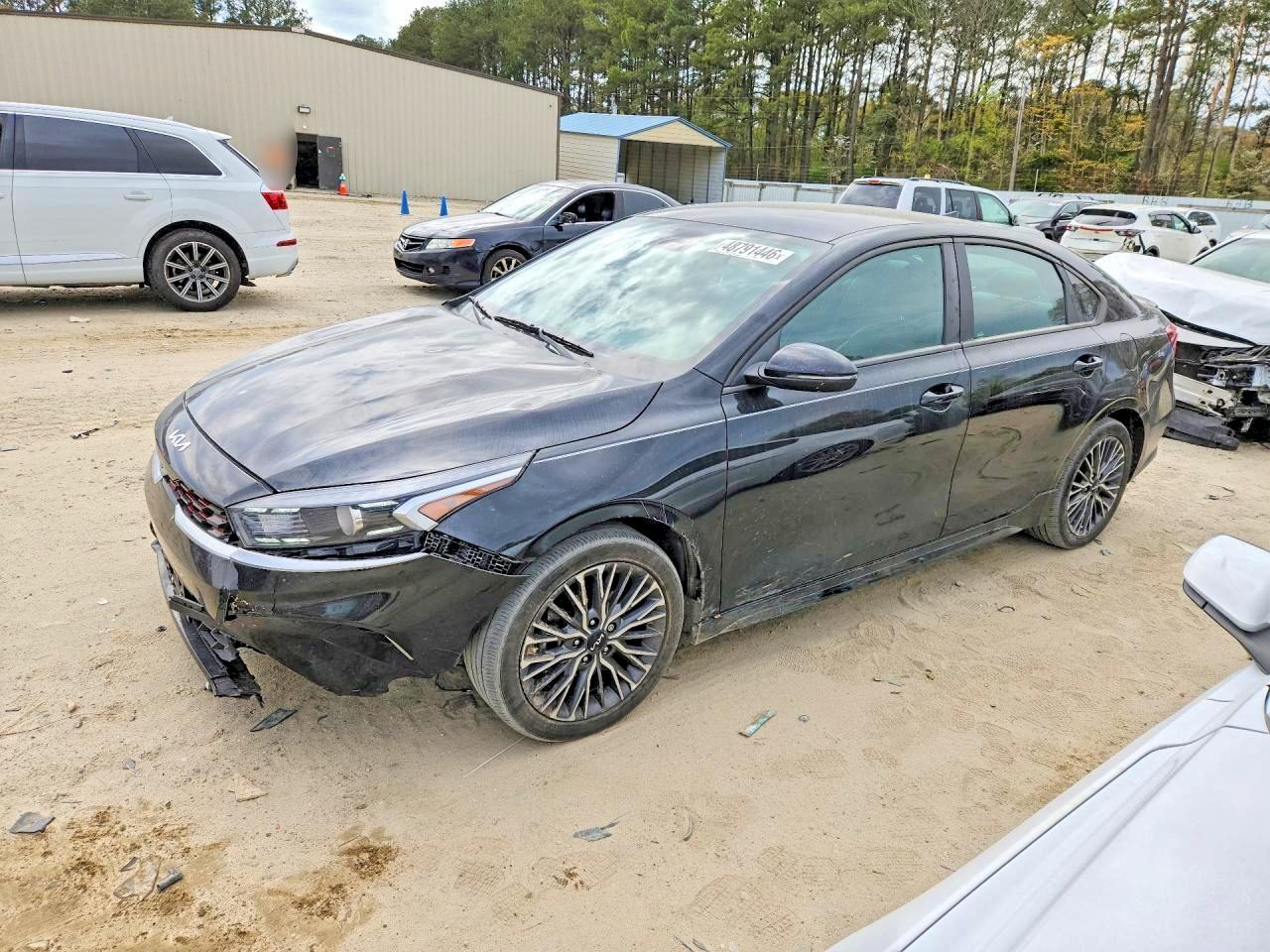Salvage Kia Forte Image