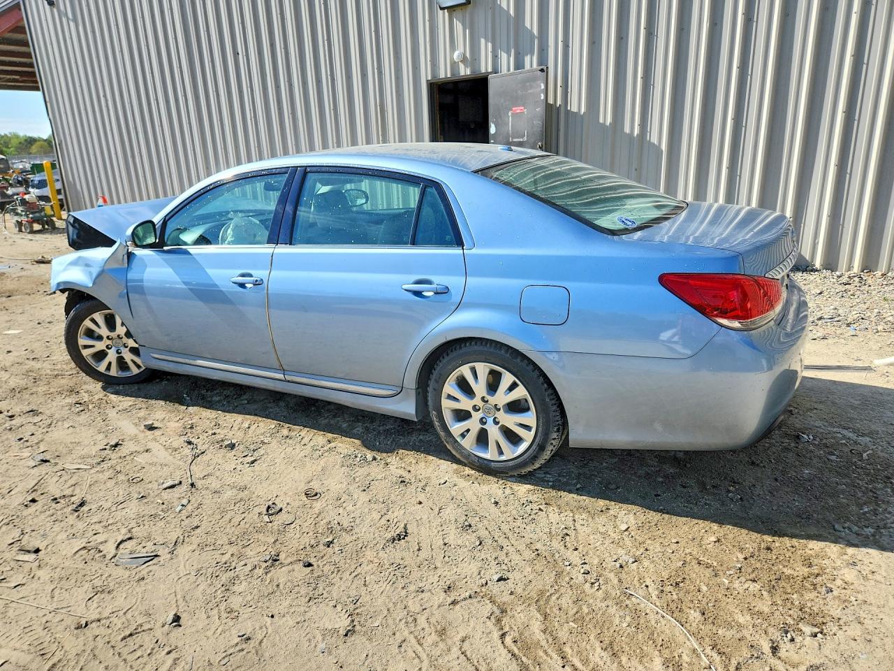 Toyota Avalon Base
