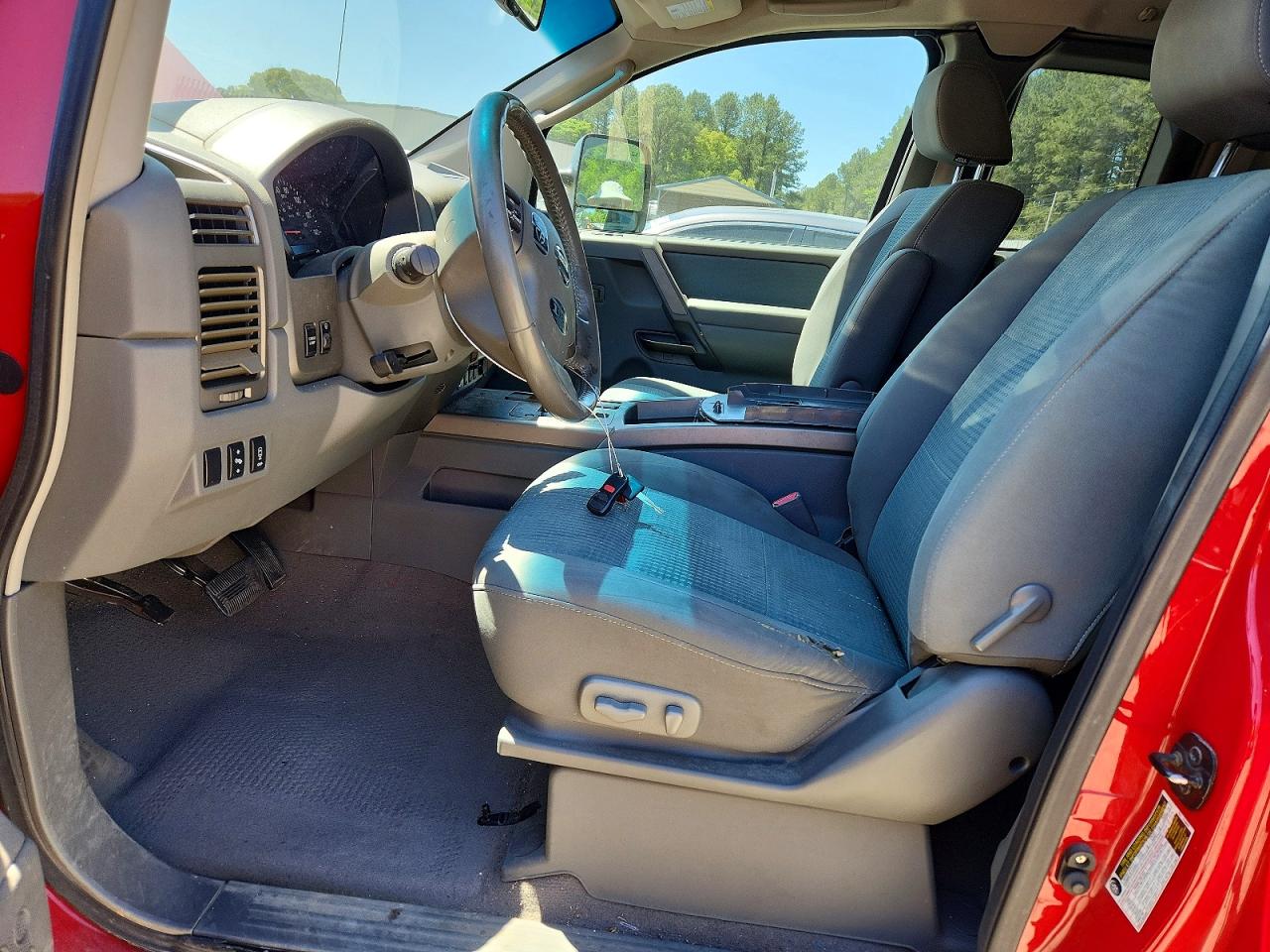 Nissan Titan