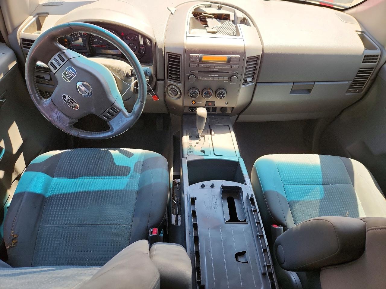 Nissan Titan