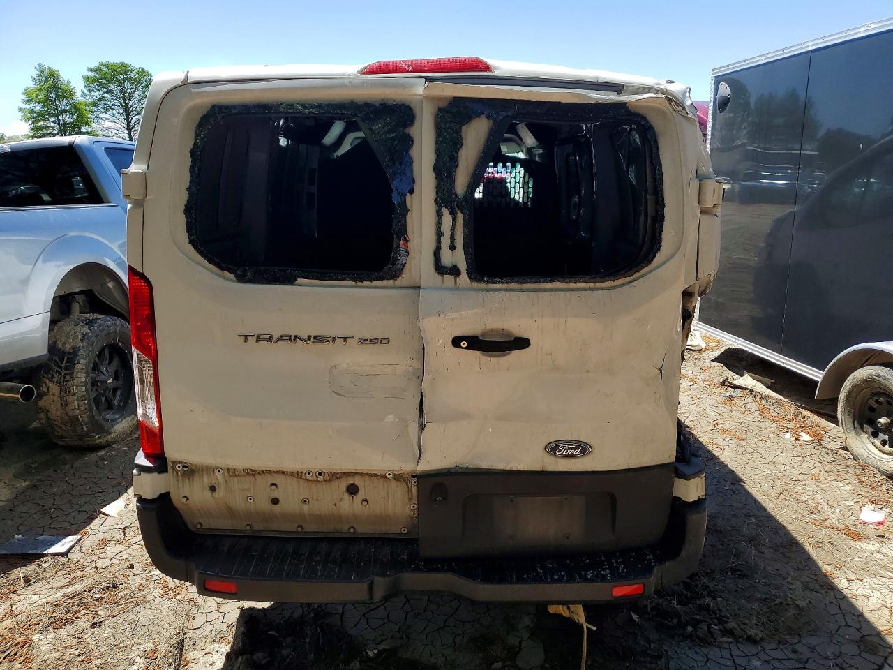 Ford Transit T-250