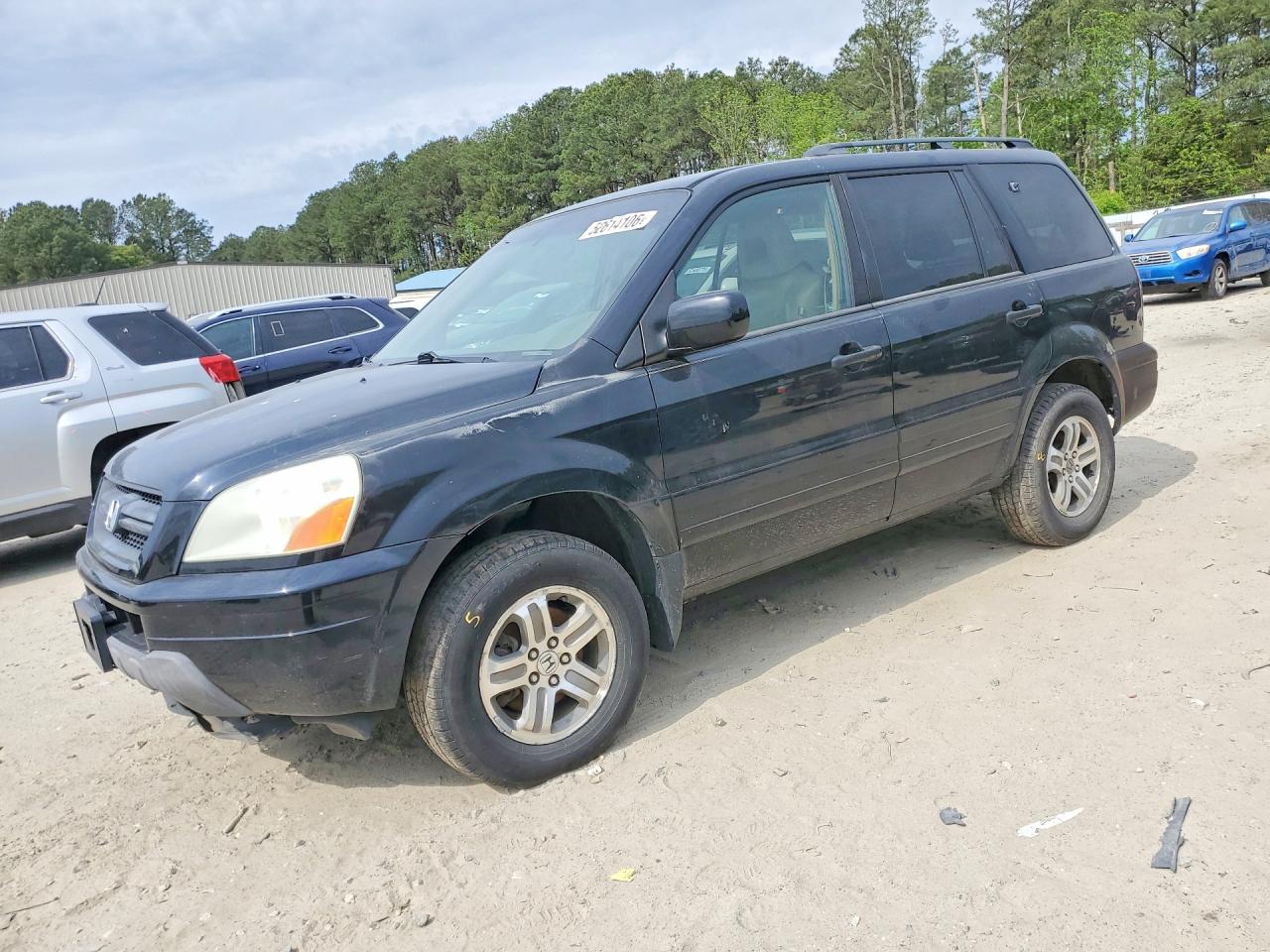 Salvage Honda Pilot Image