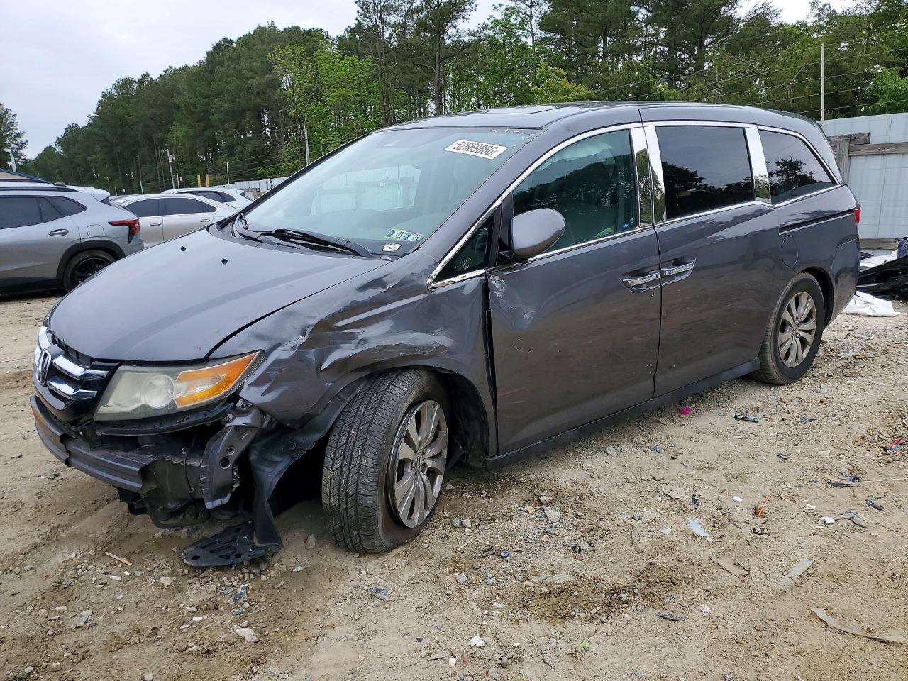 Salvage Honda Odyssey Image