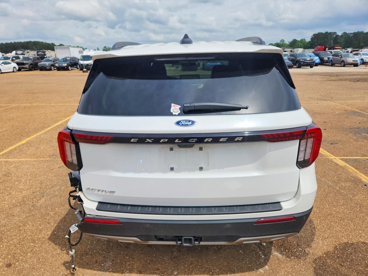Ford Explorer Active