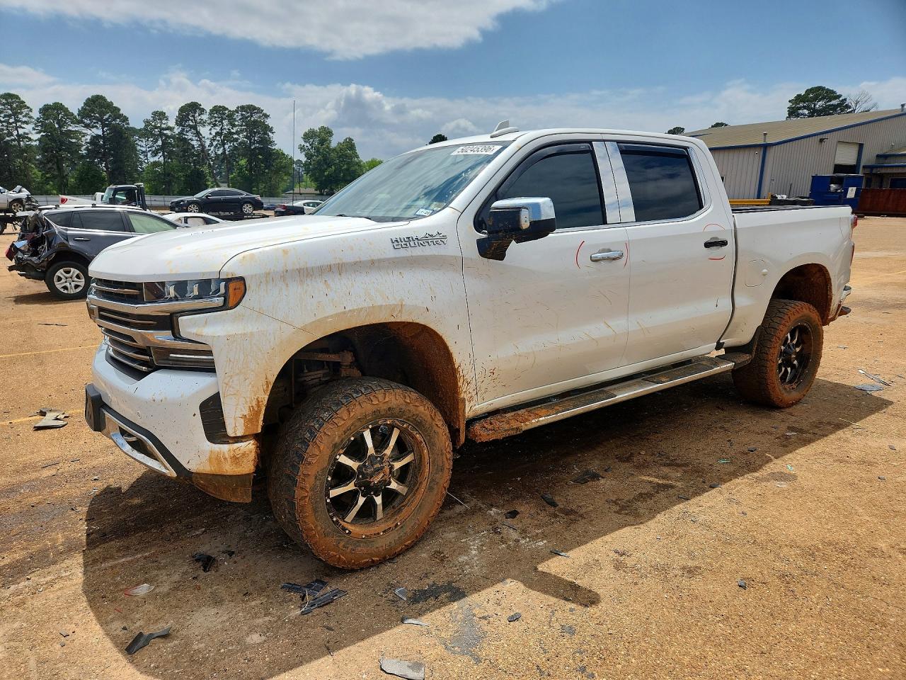 Salvage Chevrolet Silverado Image