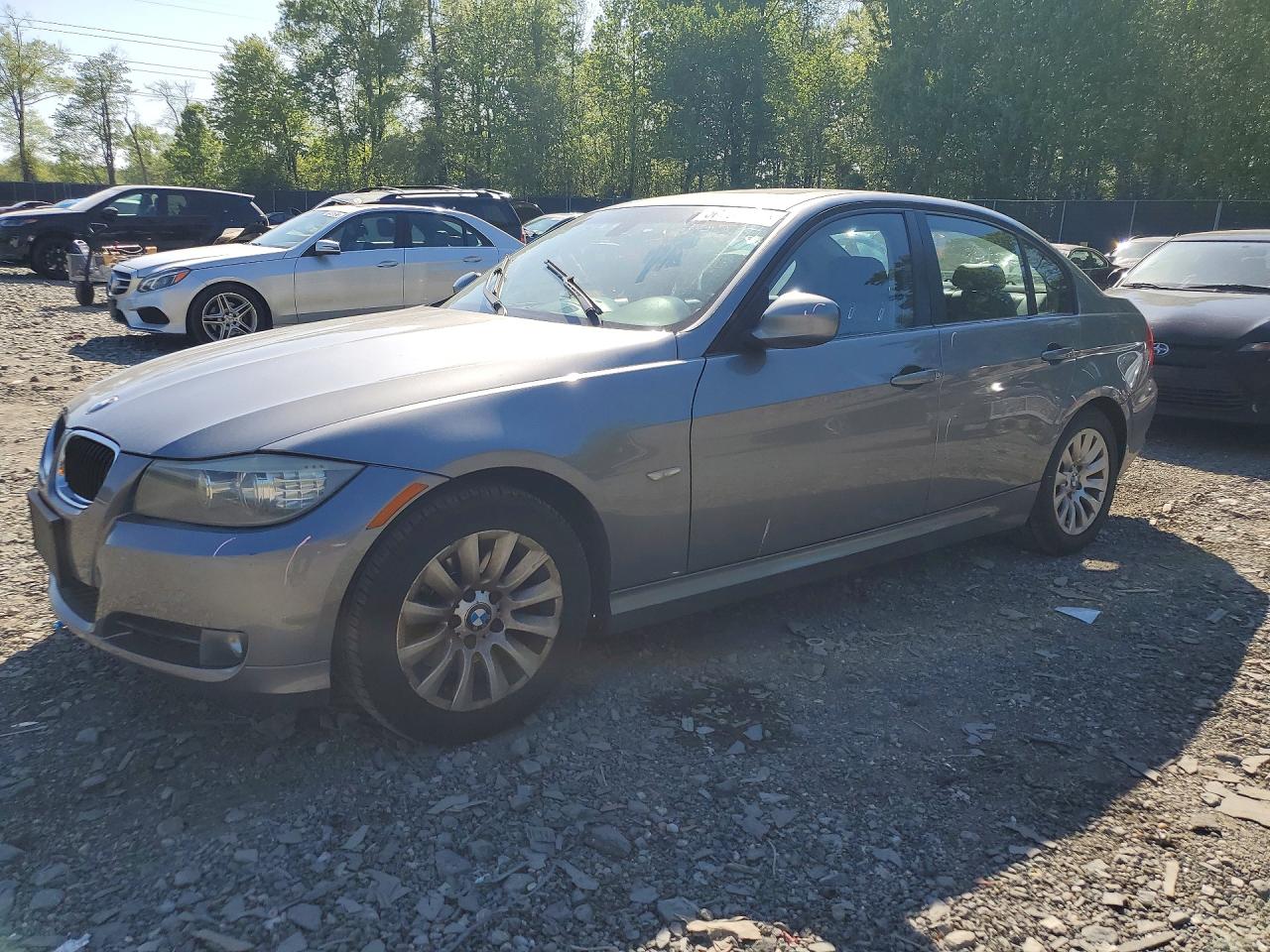 Salvage BMW 3 Series Image