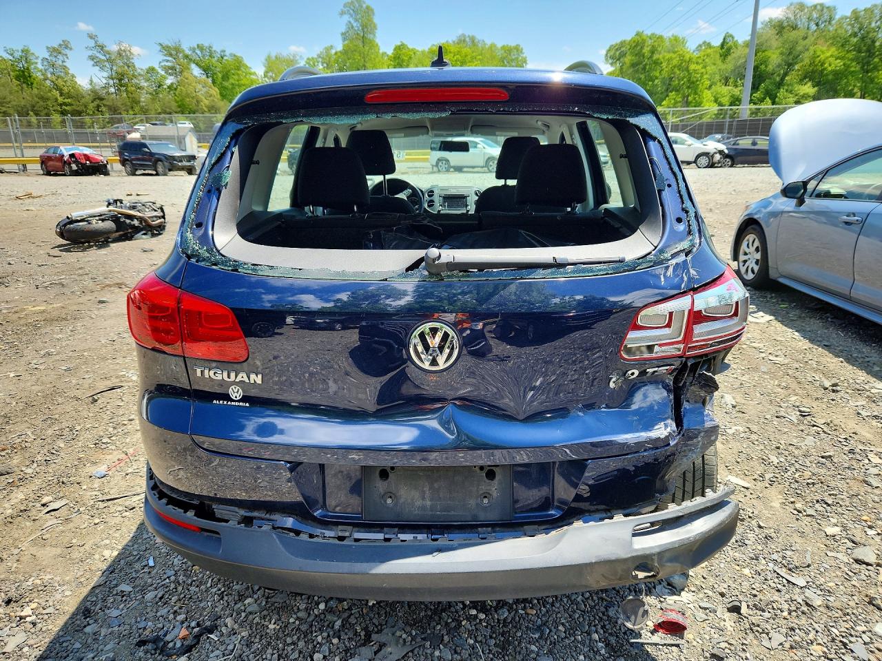 Volkswagen Tiguan S