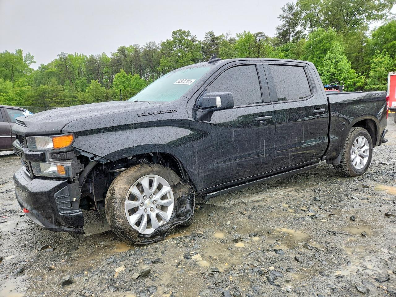 Salvage Chevrolet Silverado Image