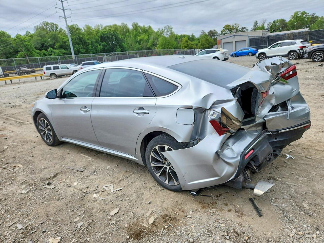 Toyota Avalon Xle Premium
