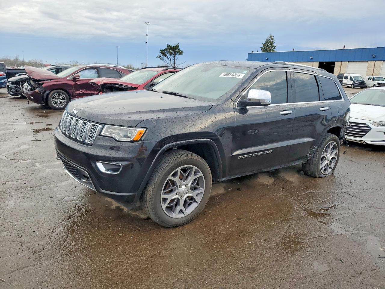 Salvage Jeep Cherokee Image