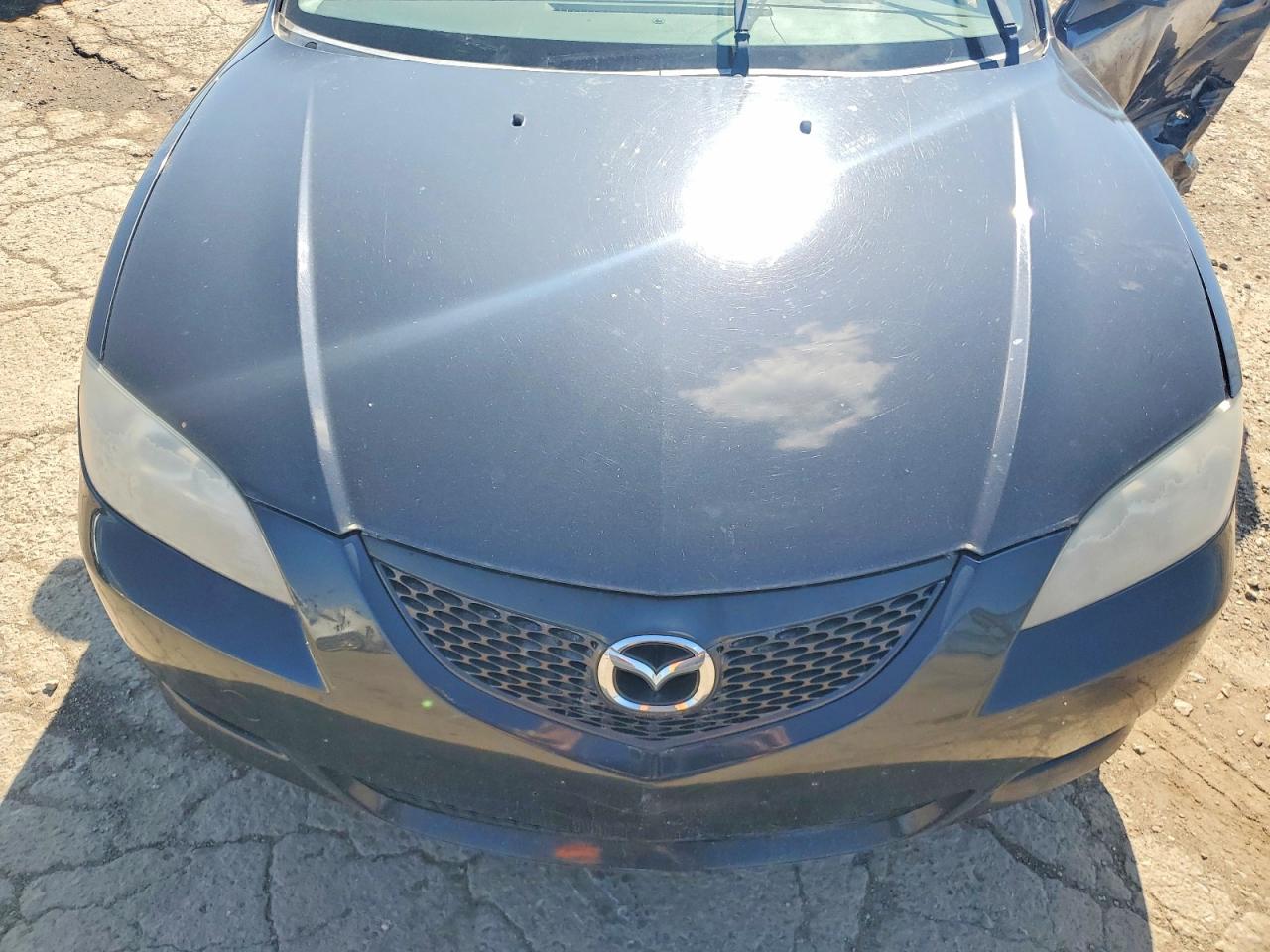 Mazda 3 I