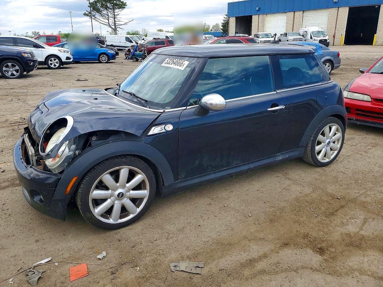 Salvage MINI Cooper Image