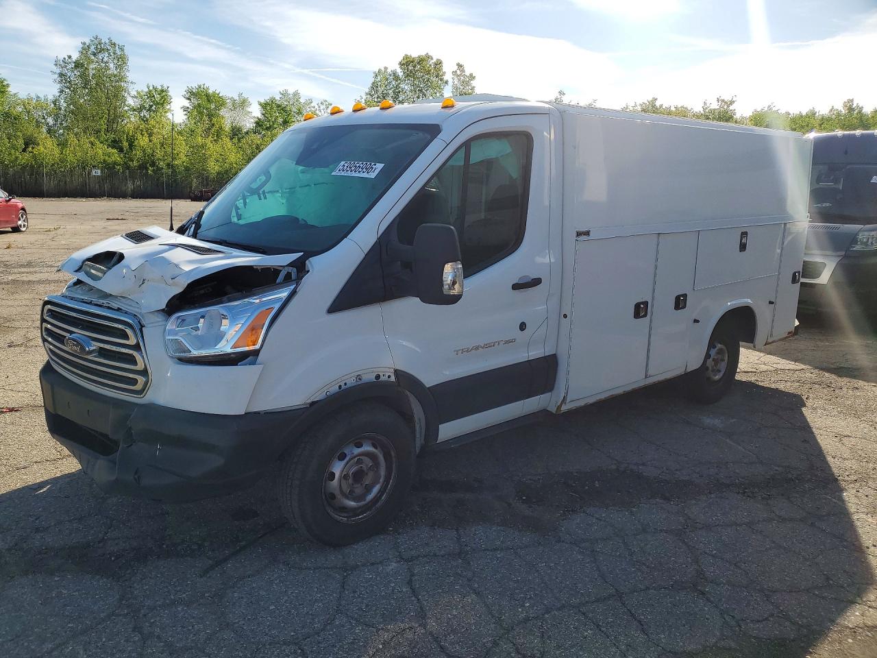 Salvage Ford Transit Image