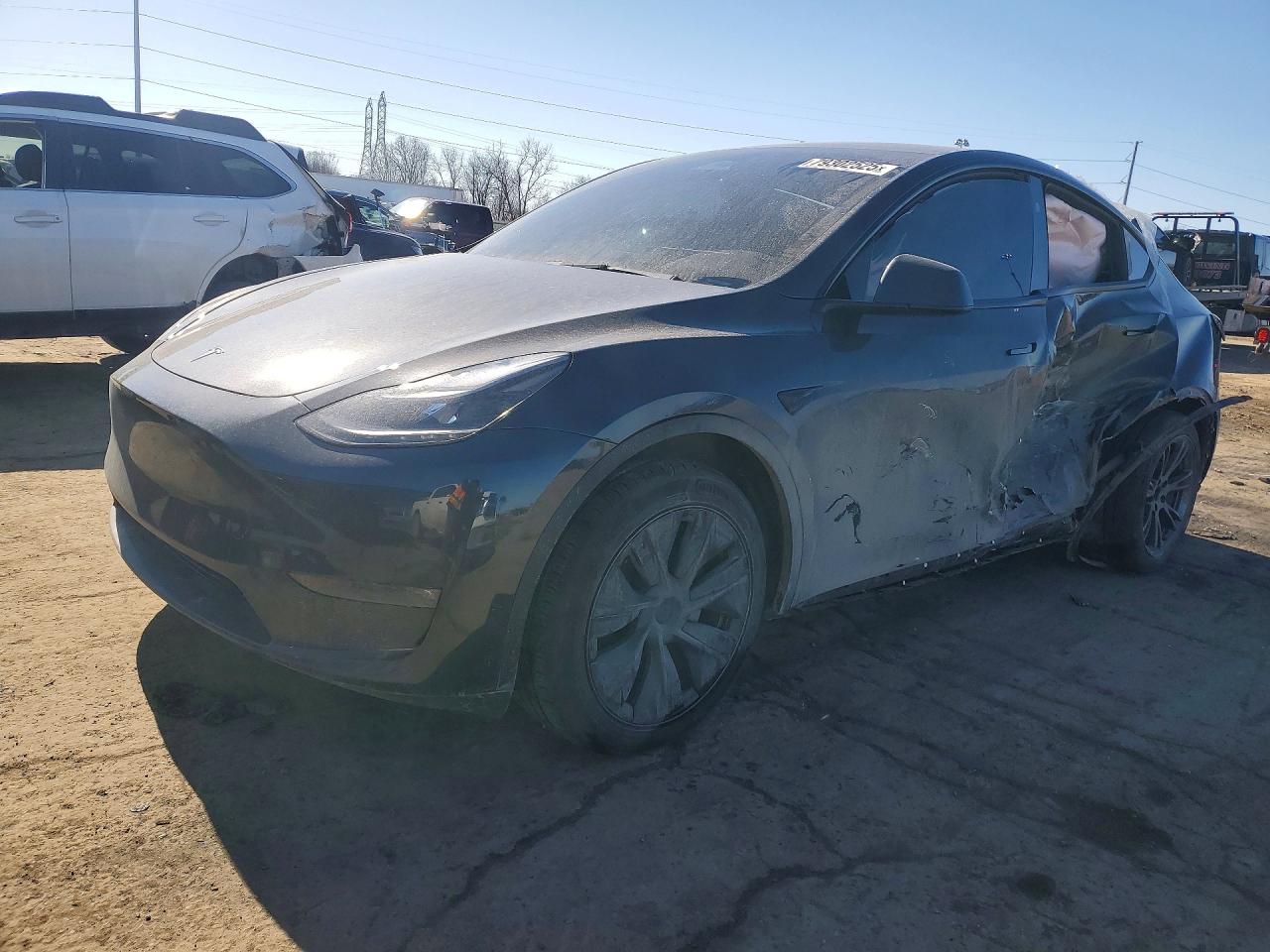 Salvage Tesla Model Y Image