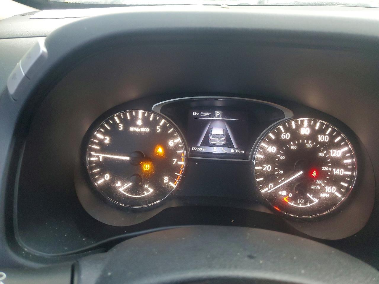 Nissan Pathfinder S