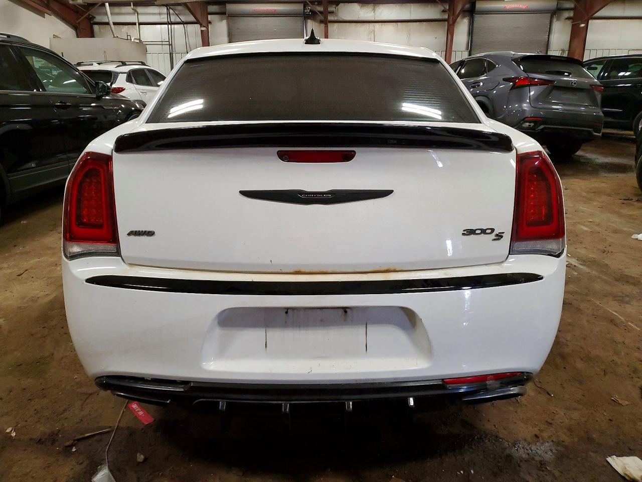 Chrysler 300 S