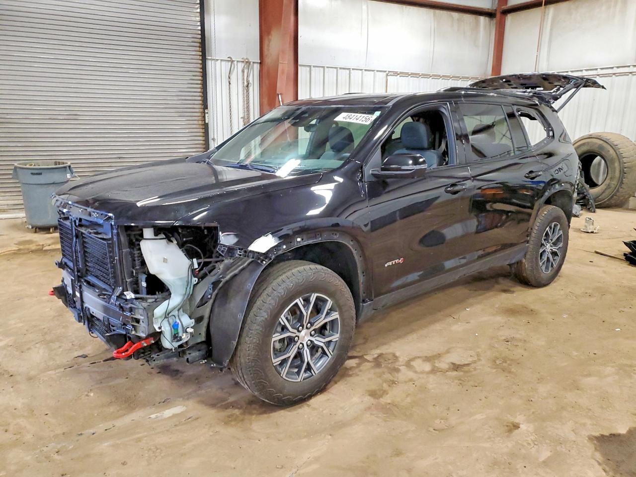 Salvage GMC Acadia Image