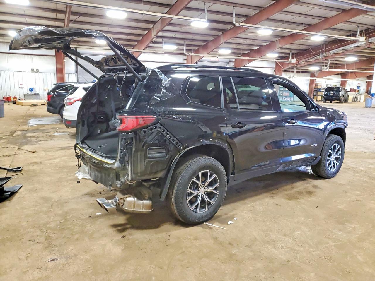 GMC Acadia At4