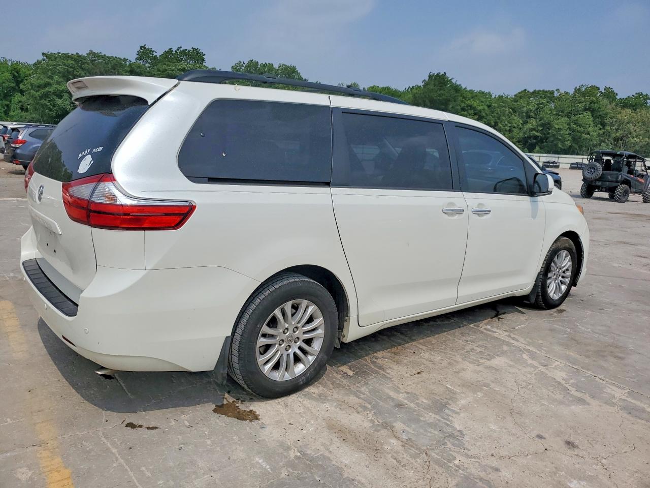 Toyota Sienna Xle Premium 8-passenger