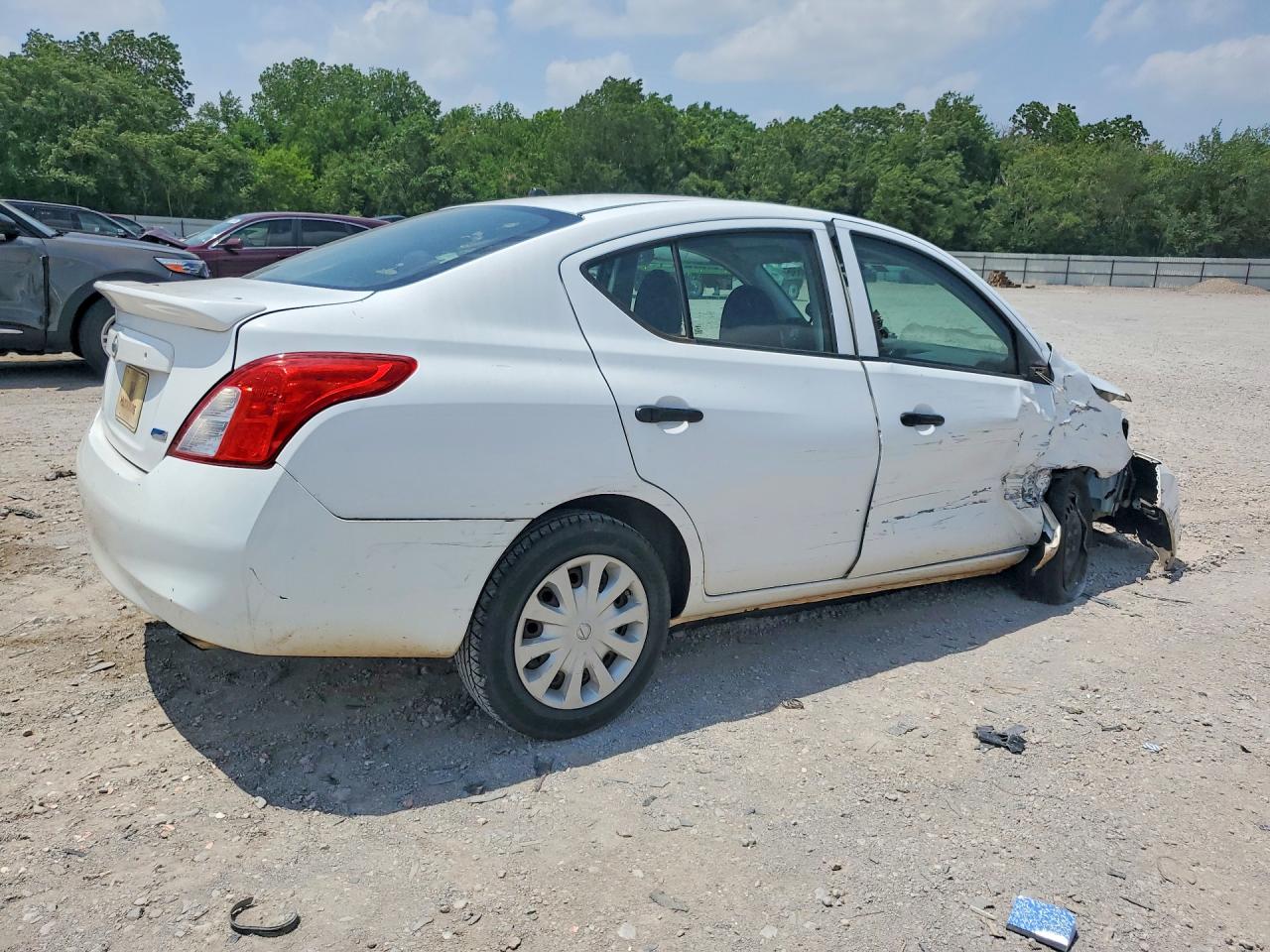 Nissan Versa 1.6 S Plus