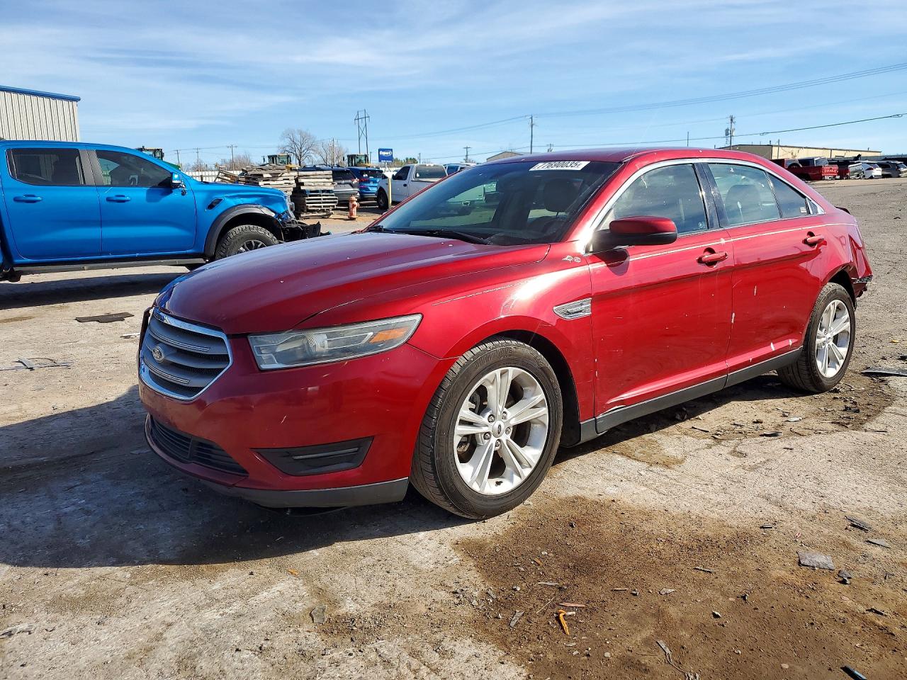 Salvage Ford Taurus Image