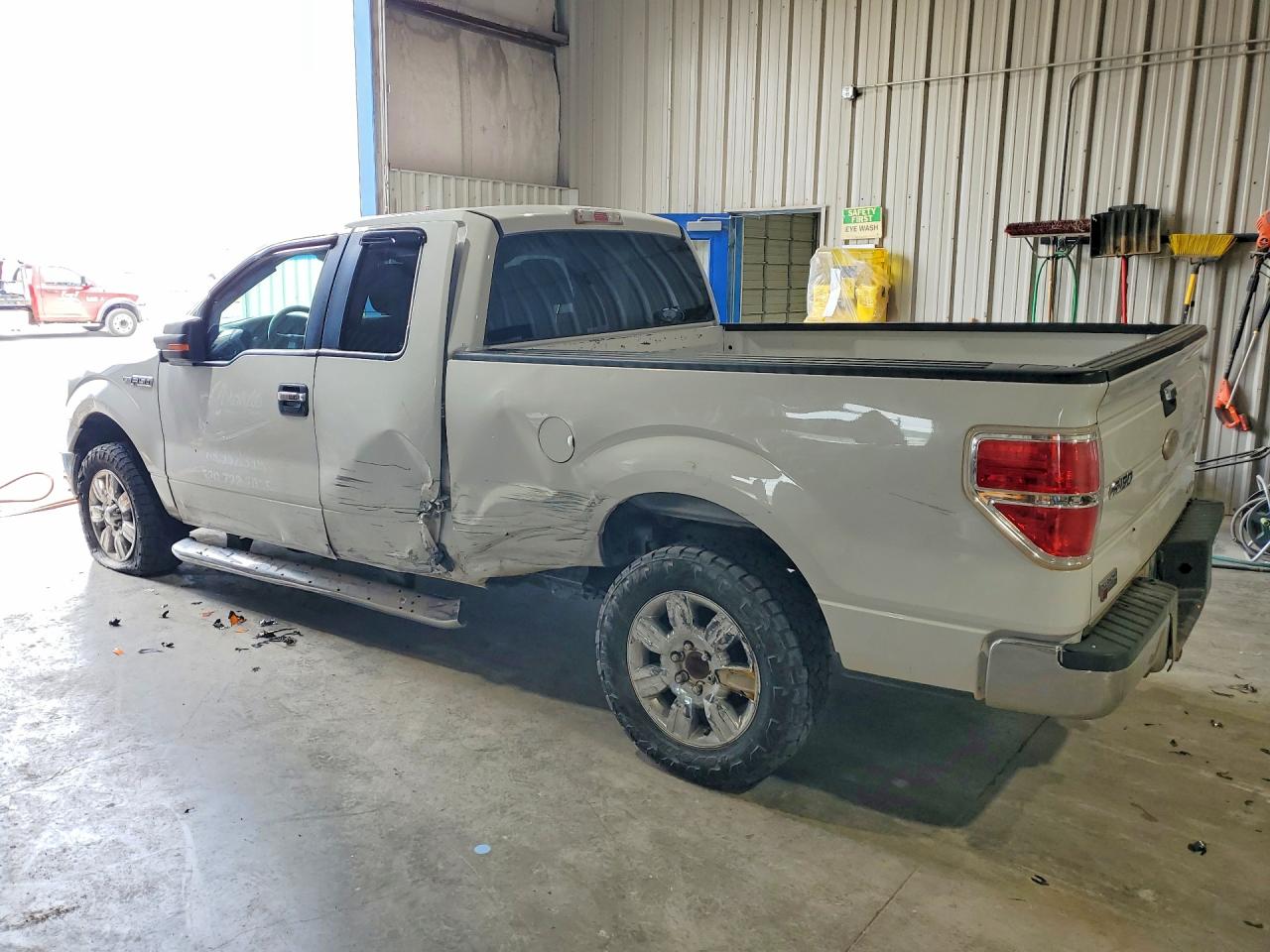 Ford F-150 Super Cab