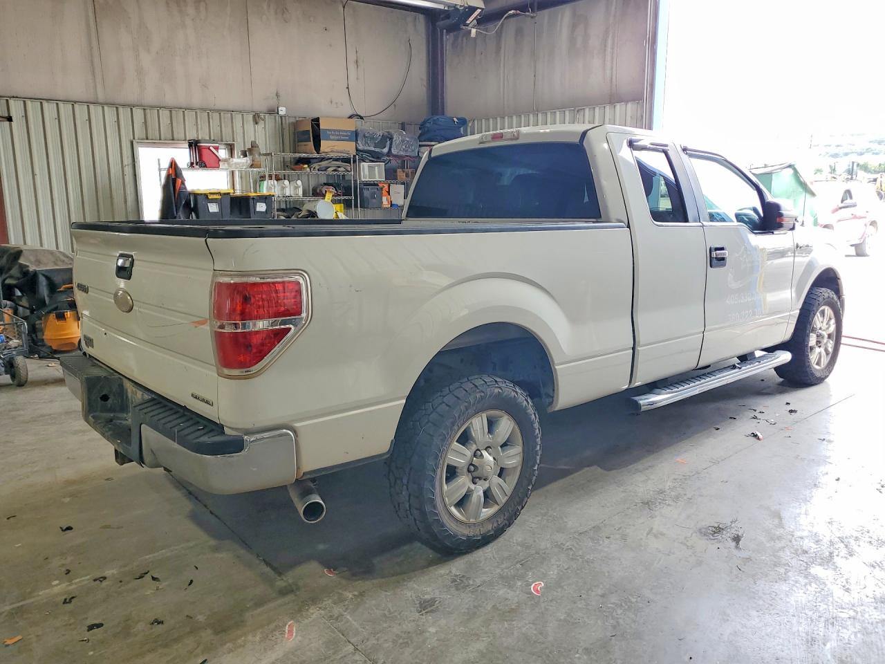 Ford F-150 Super Cab