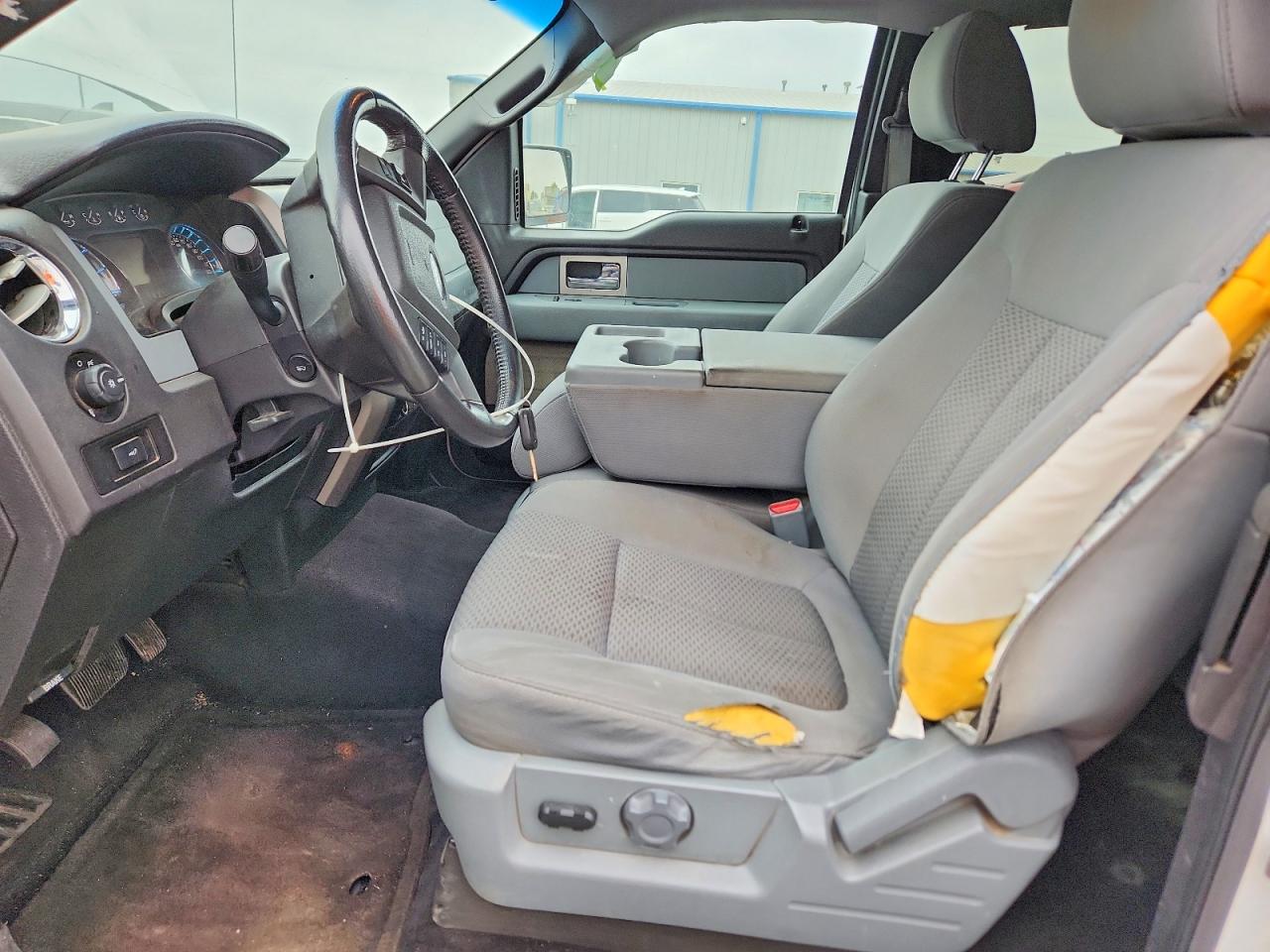 Ford F-150 Super Cab