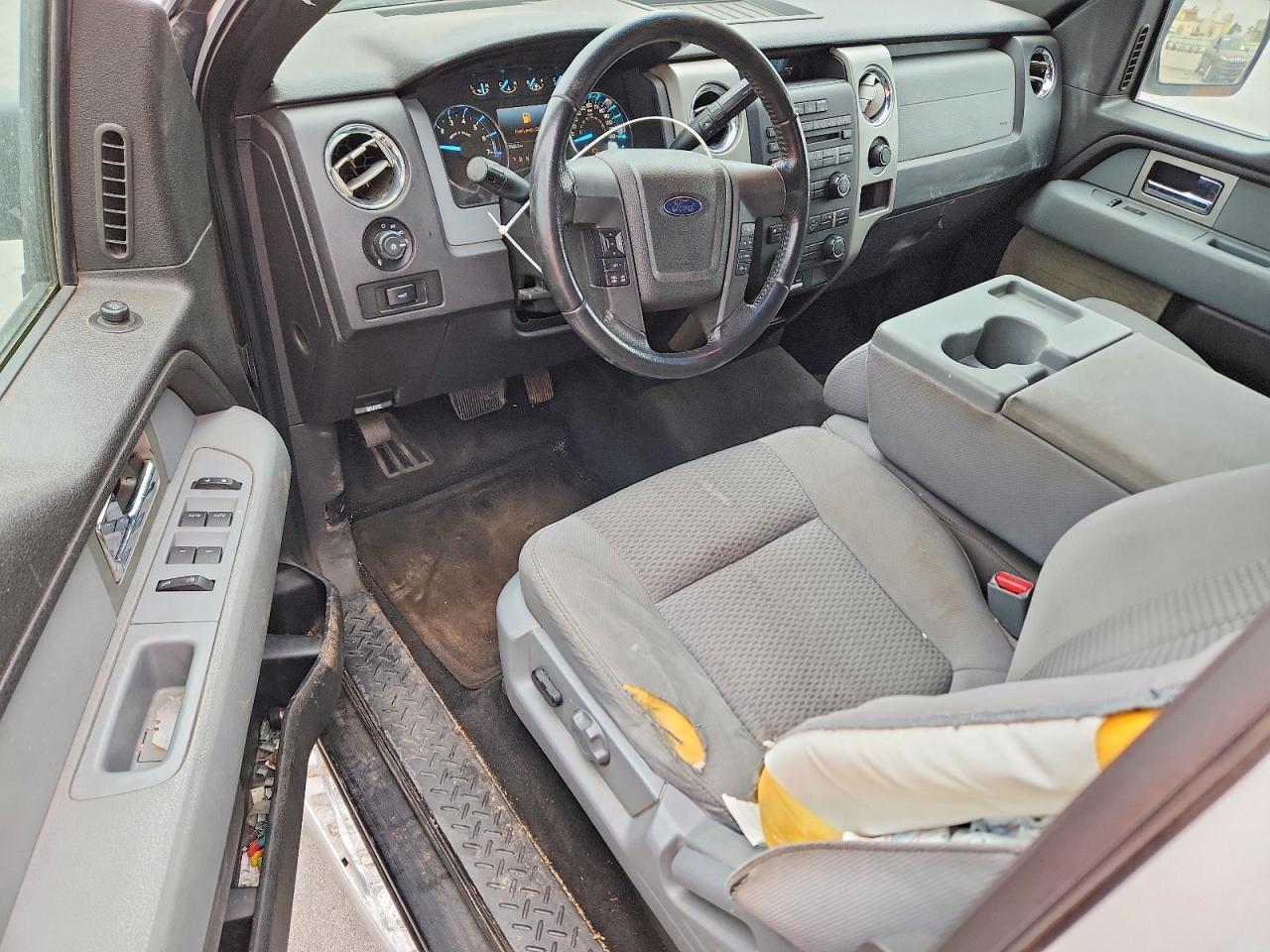 Ford F-150 Super Cab