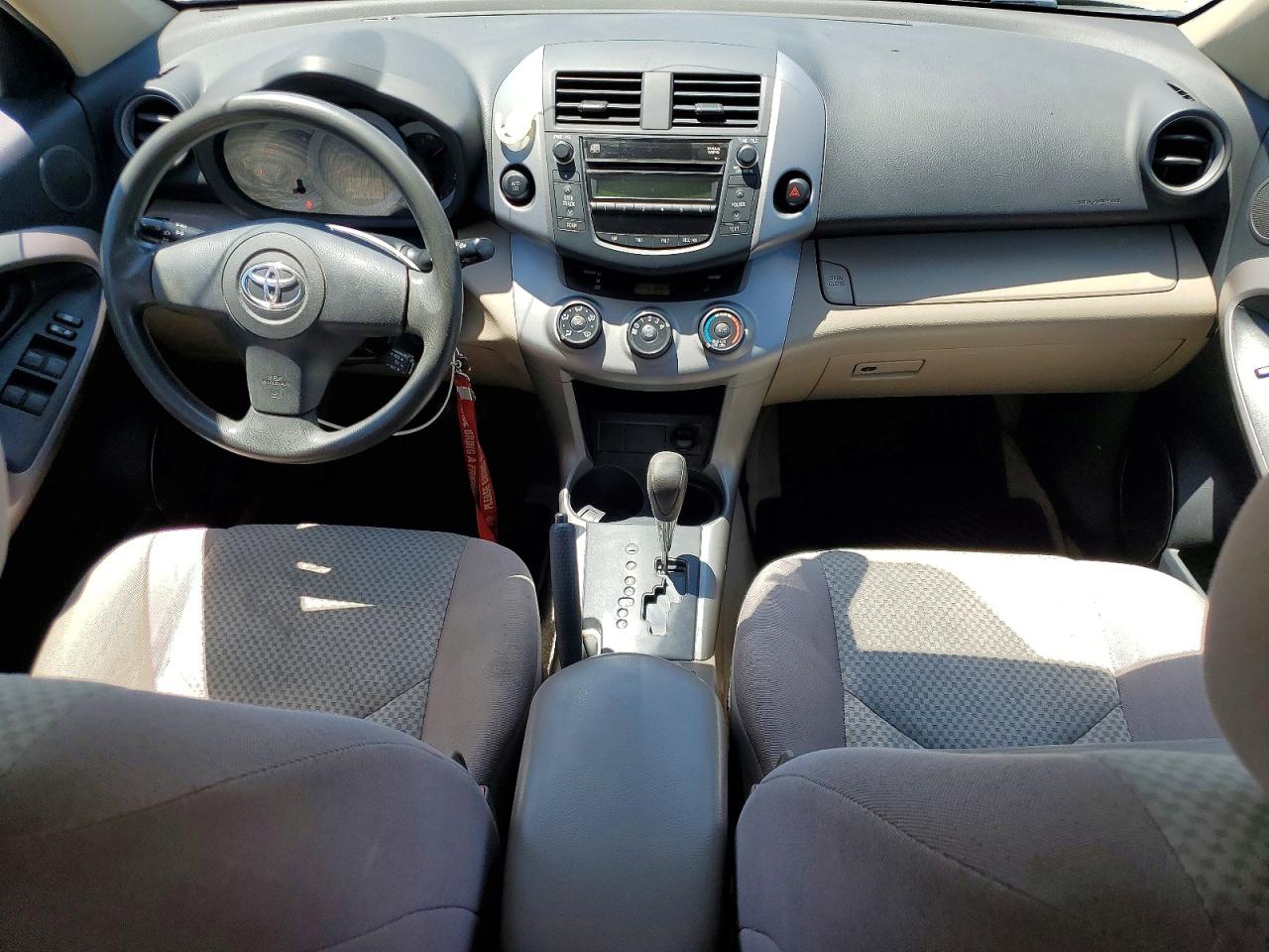 Toyota RAV4 Base