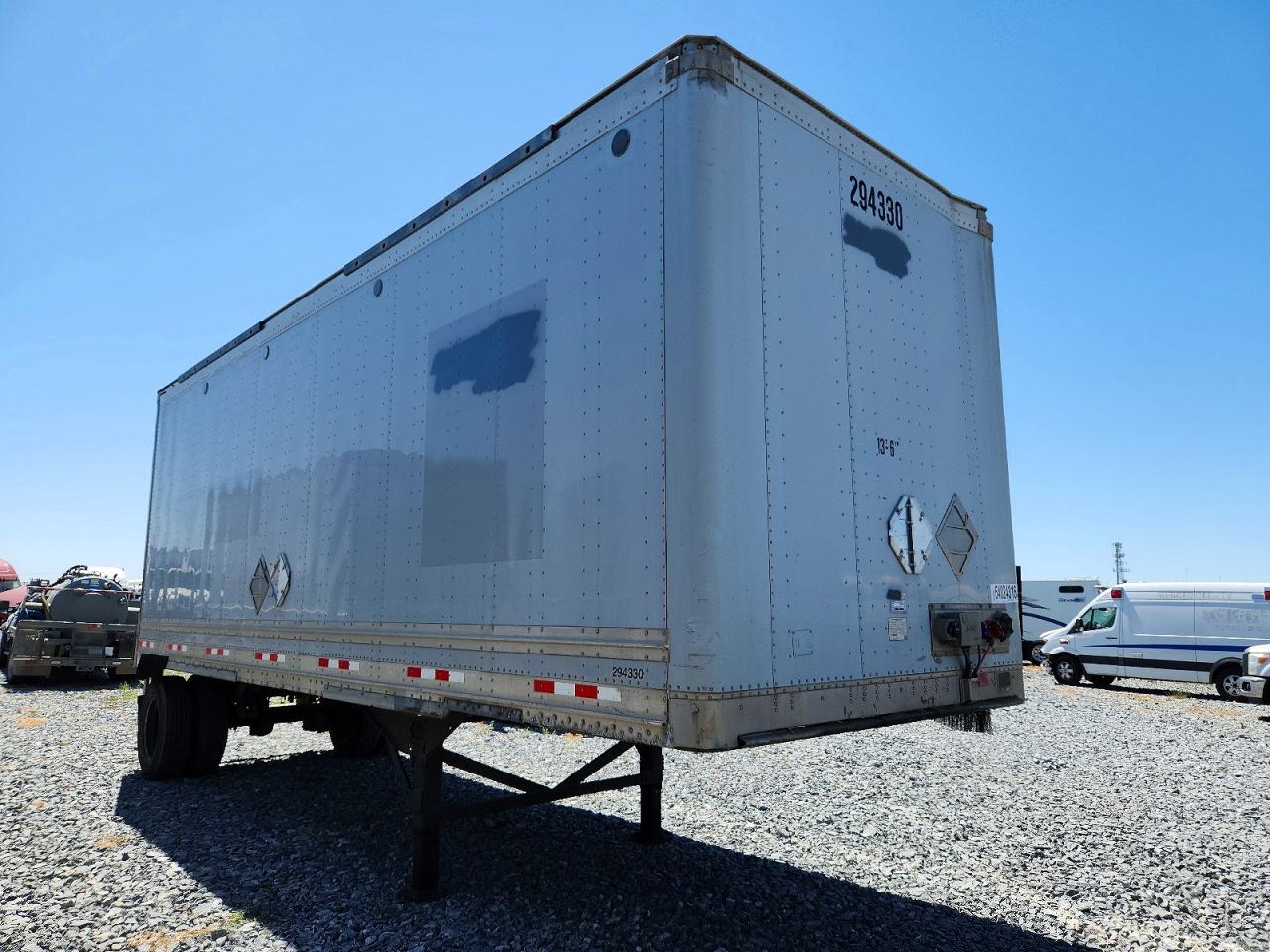 Salvage Great Dane Trailer Trailer Image