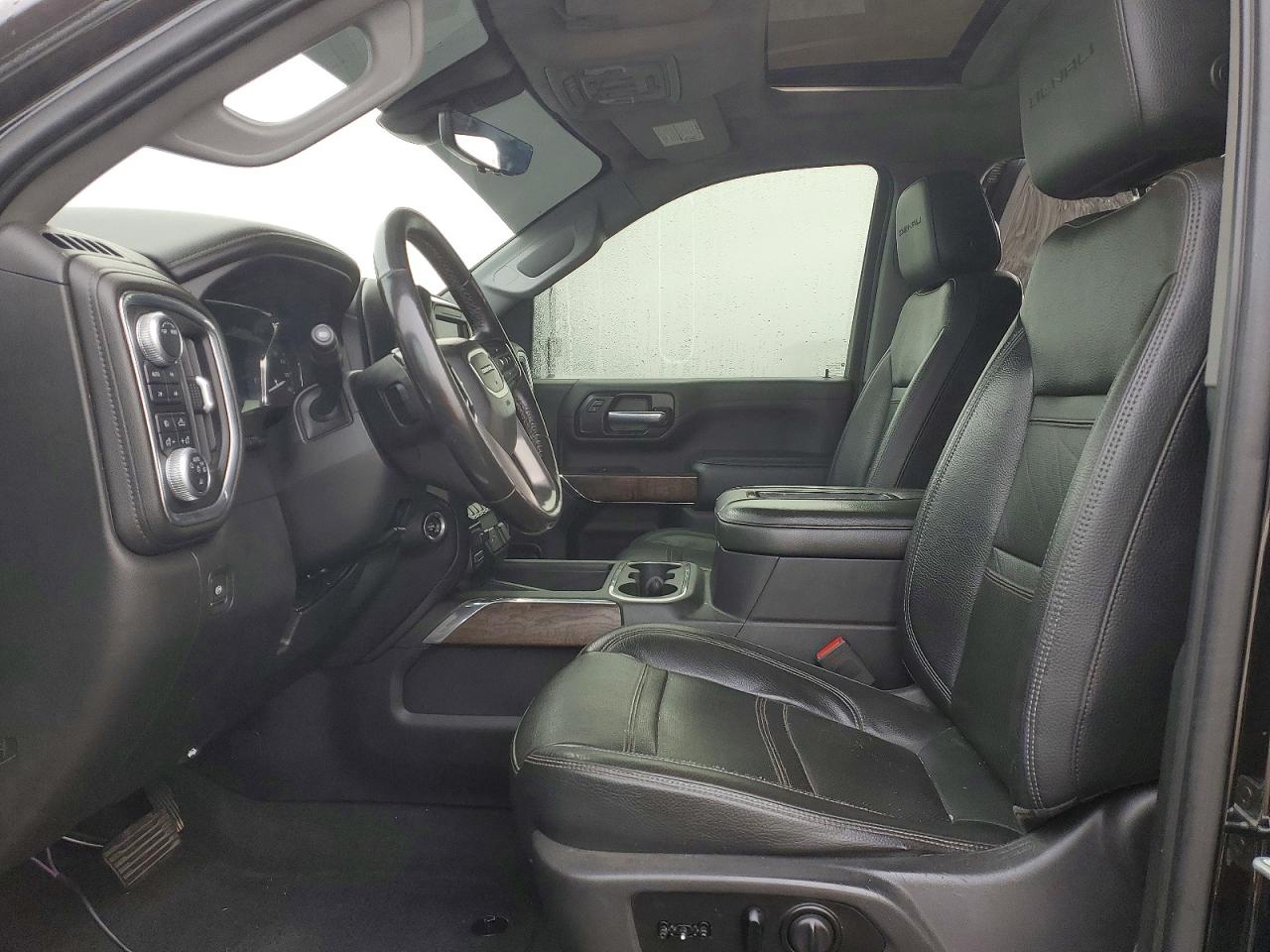 GMC Sierra K2500 Denali
