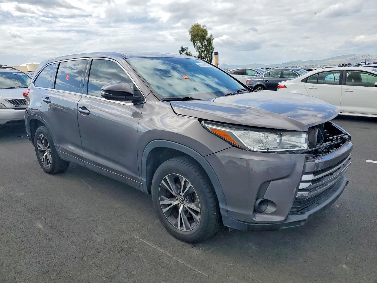 Toyota Highlander Le
