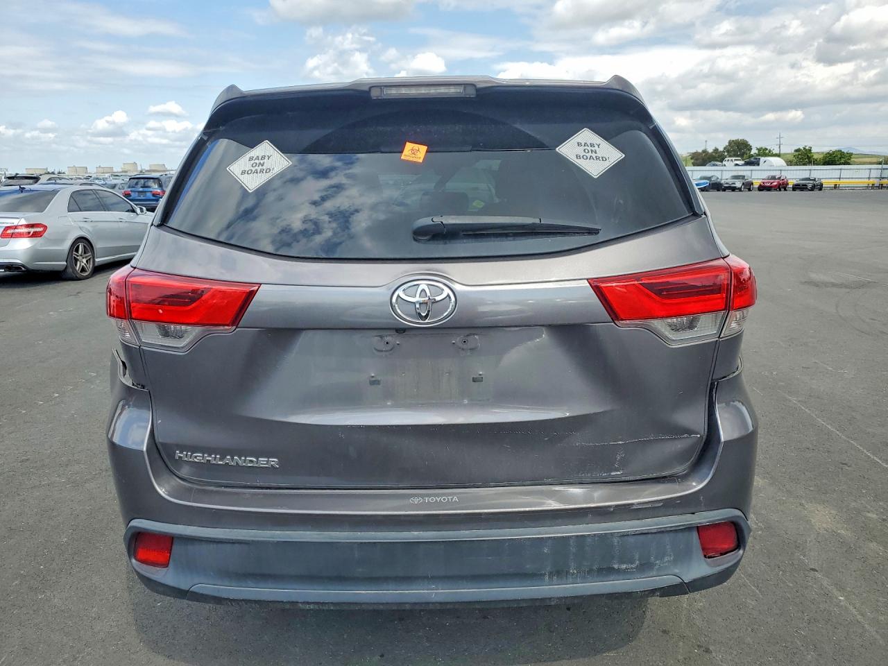 Toyota Highlander Le
