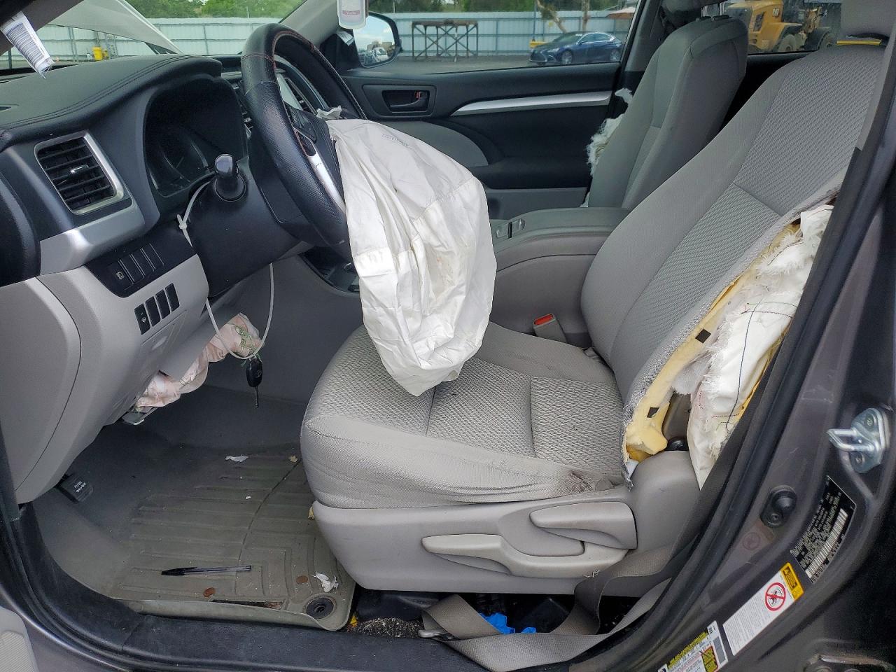 Toyota Highlander Le