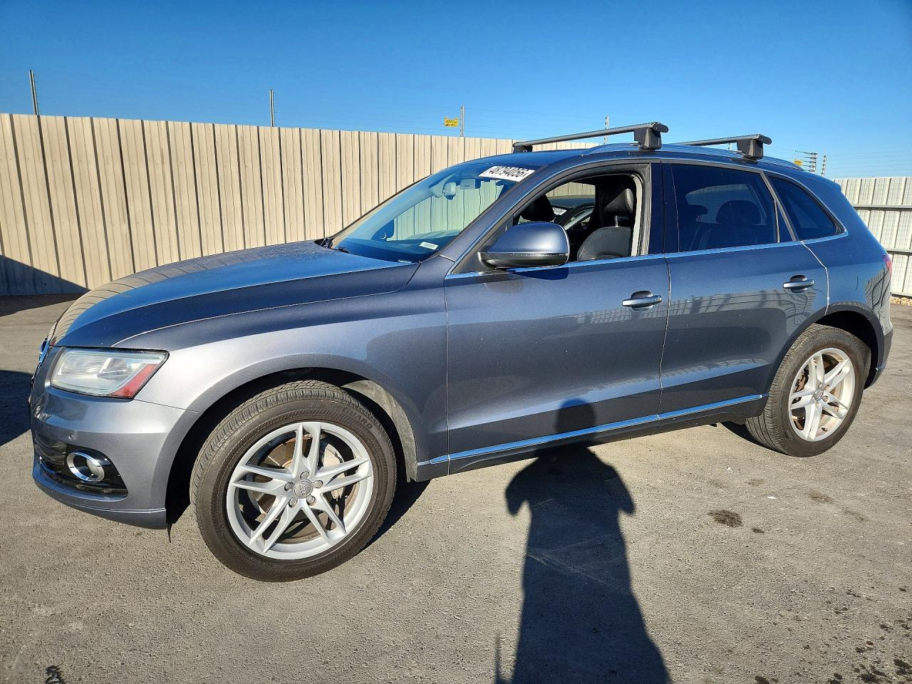 Salvage Audi Q5 Image