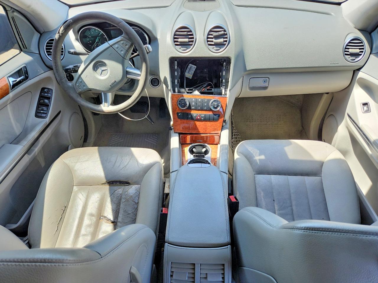 Mercedes-Benz M-Class 350