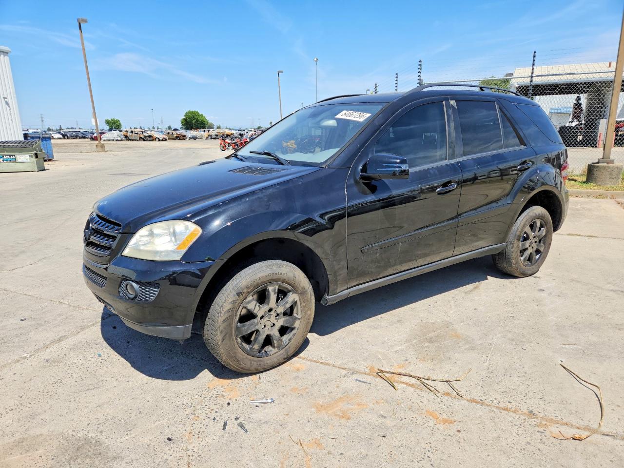 Salvage Mercedes-Benz M-Class Image