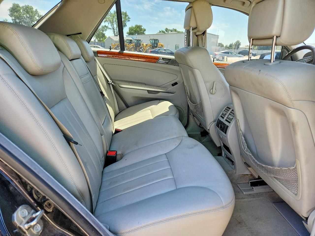 Mercedes-Benz M-Class 350