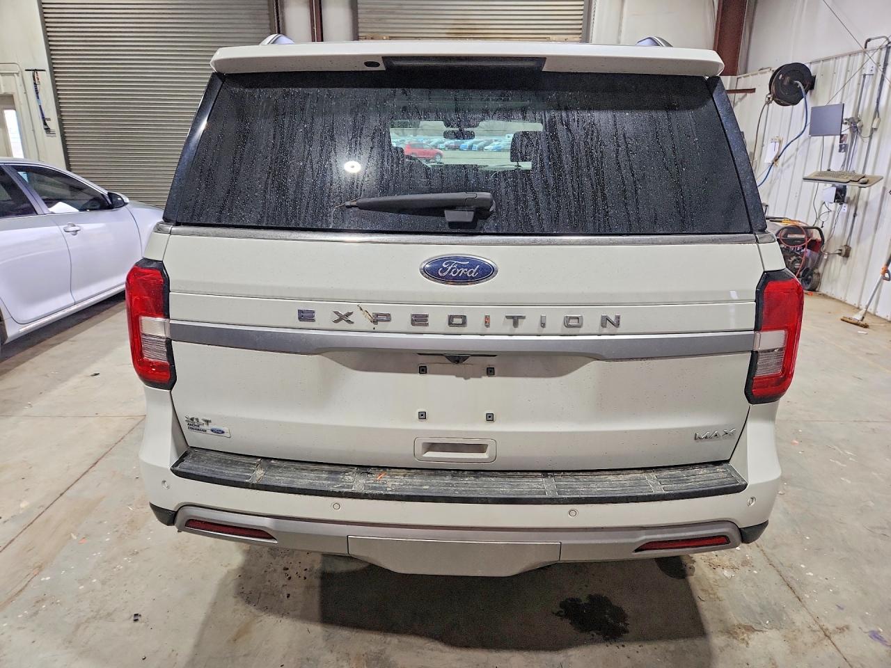 Ford Expedition Max Xlt