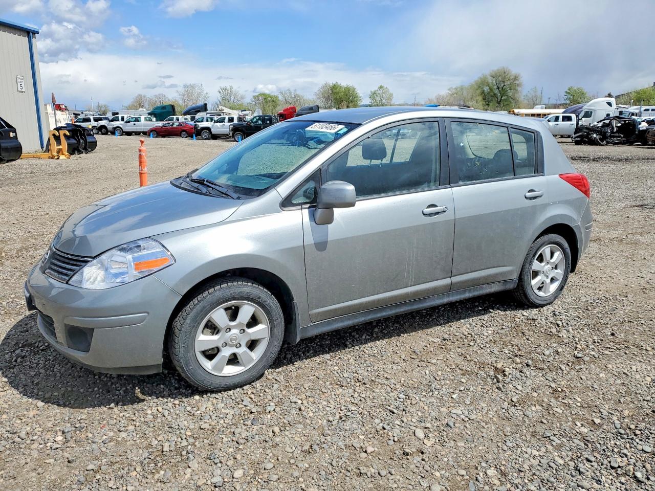 Salvage Nissan Versa Image