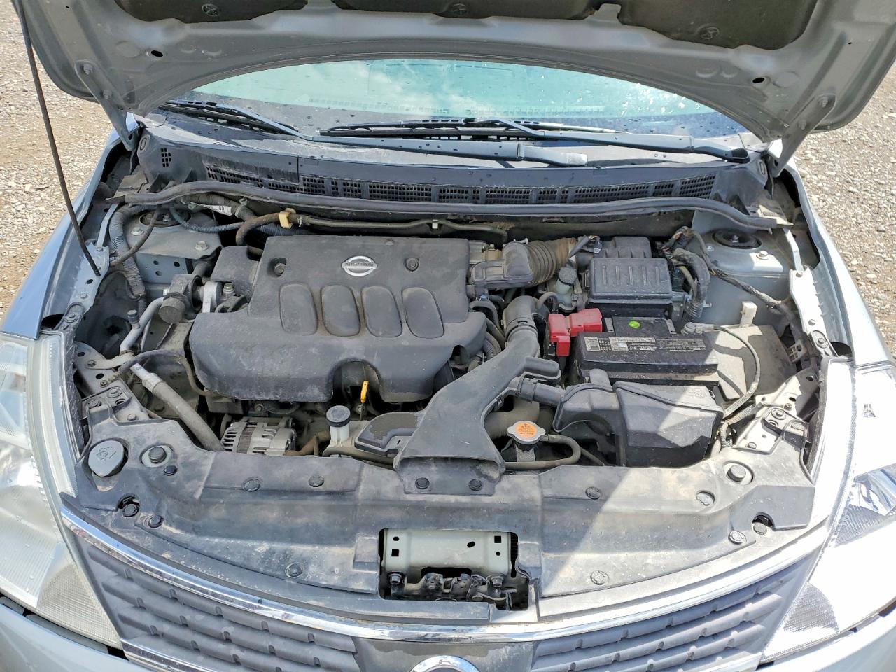 Nissan Versa 1.8 S