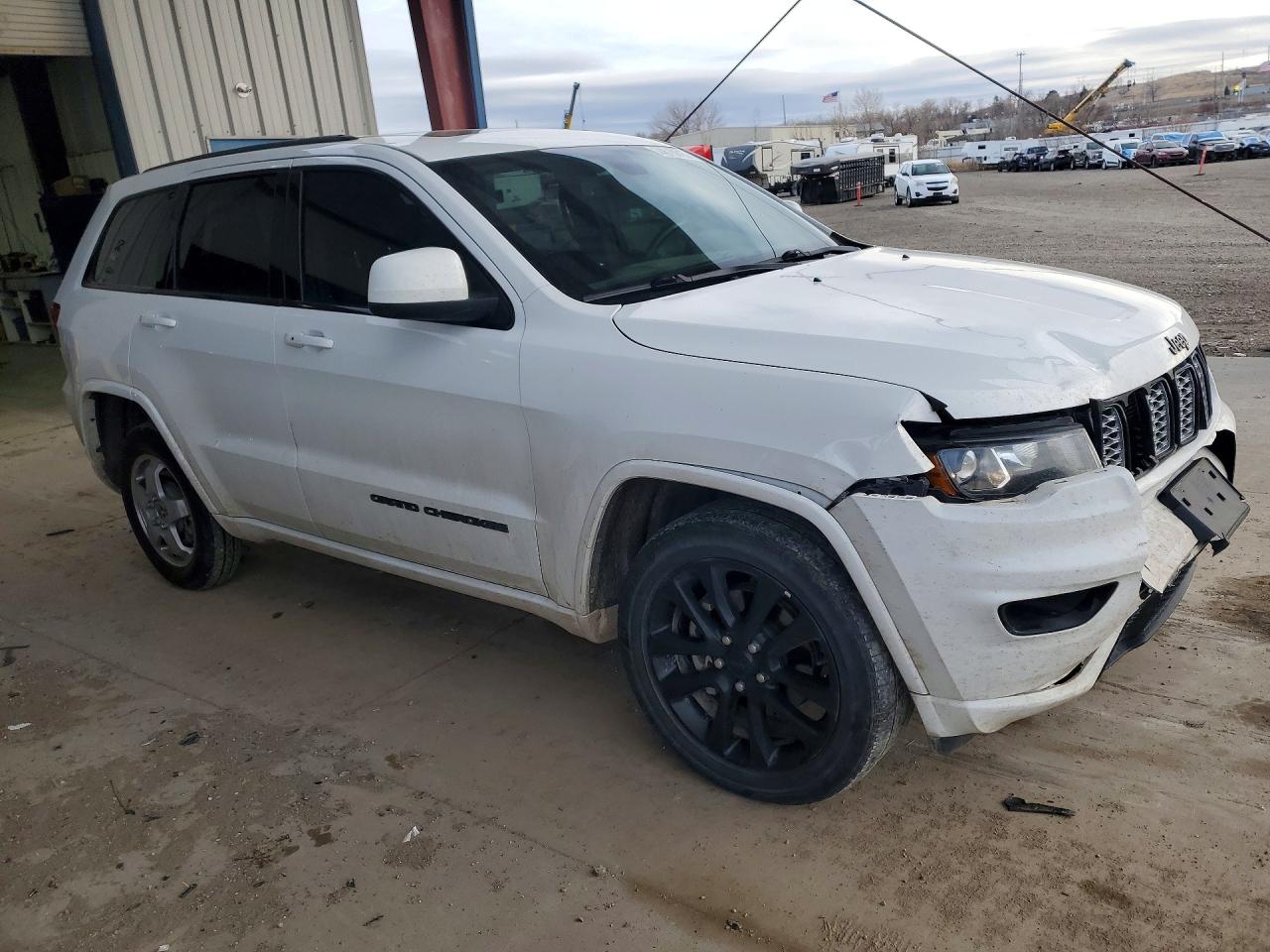 Jeep Grand Cherokee Laredo