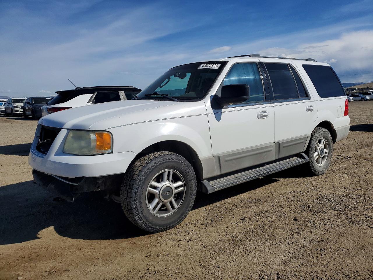 Salvage Ford Expedition Image